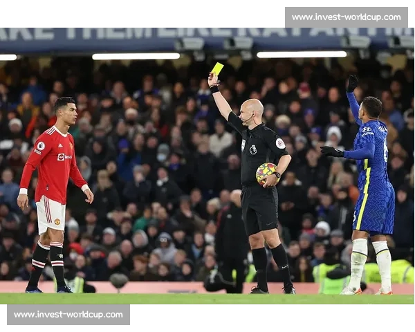 杜兰租借加盟费内巴切,曼联错失潜力前锋